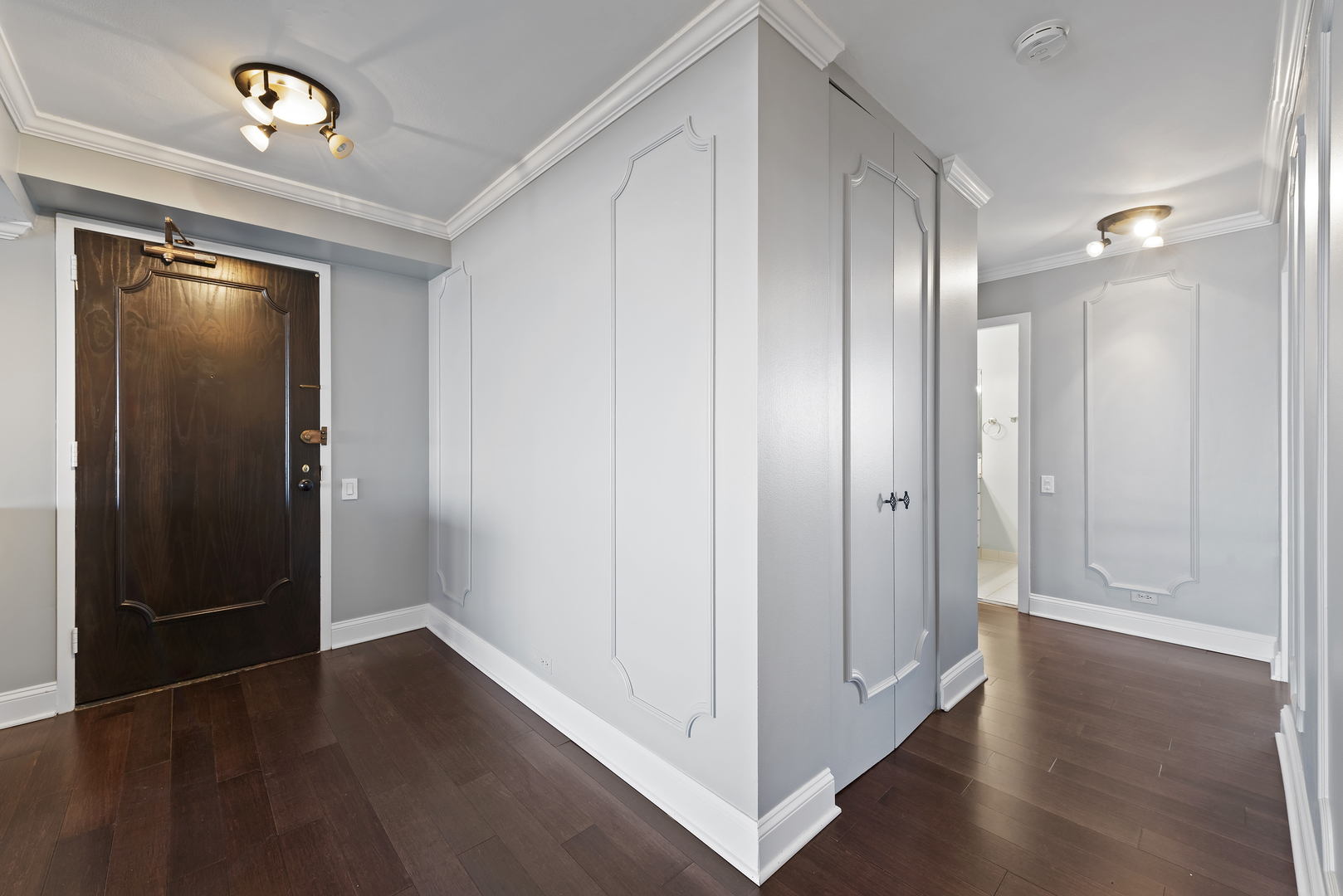 5733 North Sheridan Road, Unit 12B Chicago, IL 60660 - Photo 15 of 25