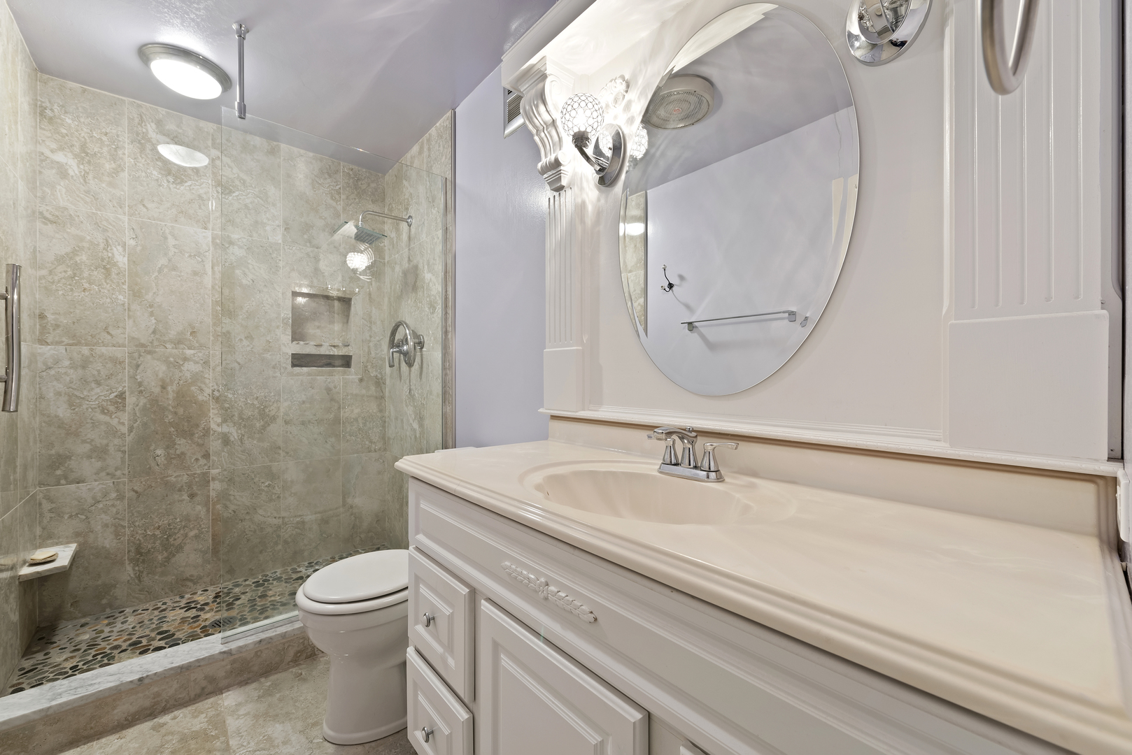 5733 North Sheridan Road, Unit 12B Chicago, IL 60660 - Photo 18 of 25