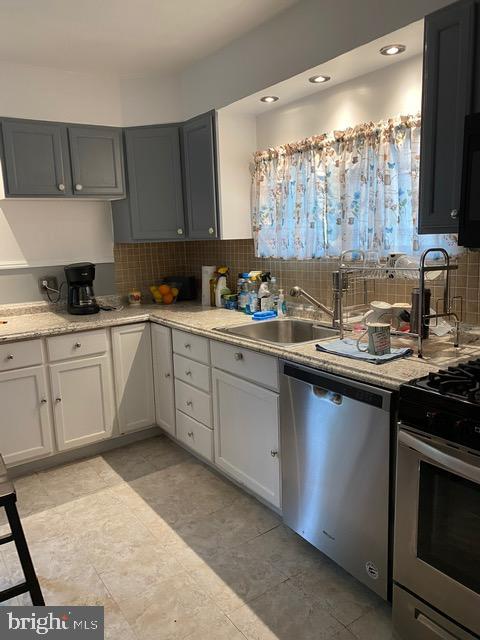 8033 Ryers Avenue Philadelphia, PA 19111 - Photo 10 of 28 Kitchen
