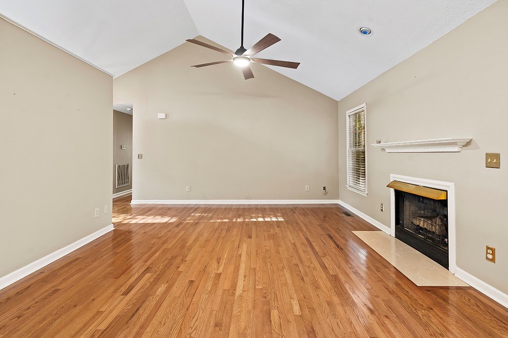 101 Oak Ridge Drive Greenwood, SC 29649 - Photo 9 of 17 Gallery Image 9