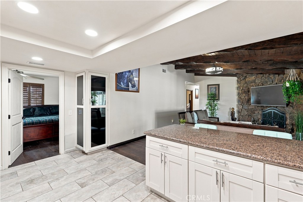 5976 Robinson Avenue Riverside, CA 92503 - Photo 14 of 62 Gallery Image 14