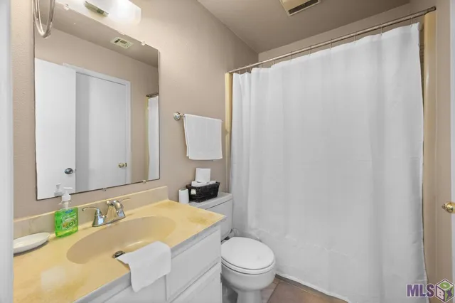 $985,000 | 164 Cypress Lane, Grand Isle, LA 70358