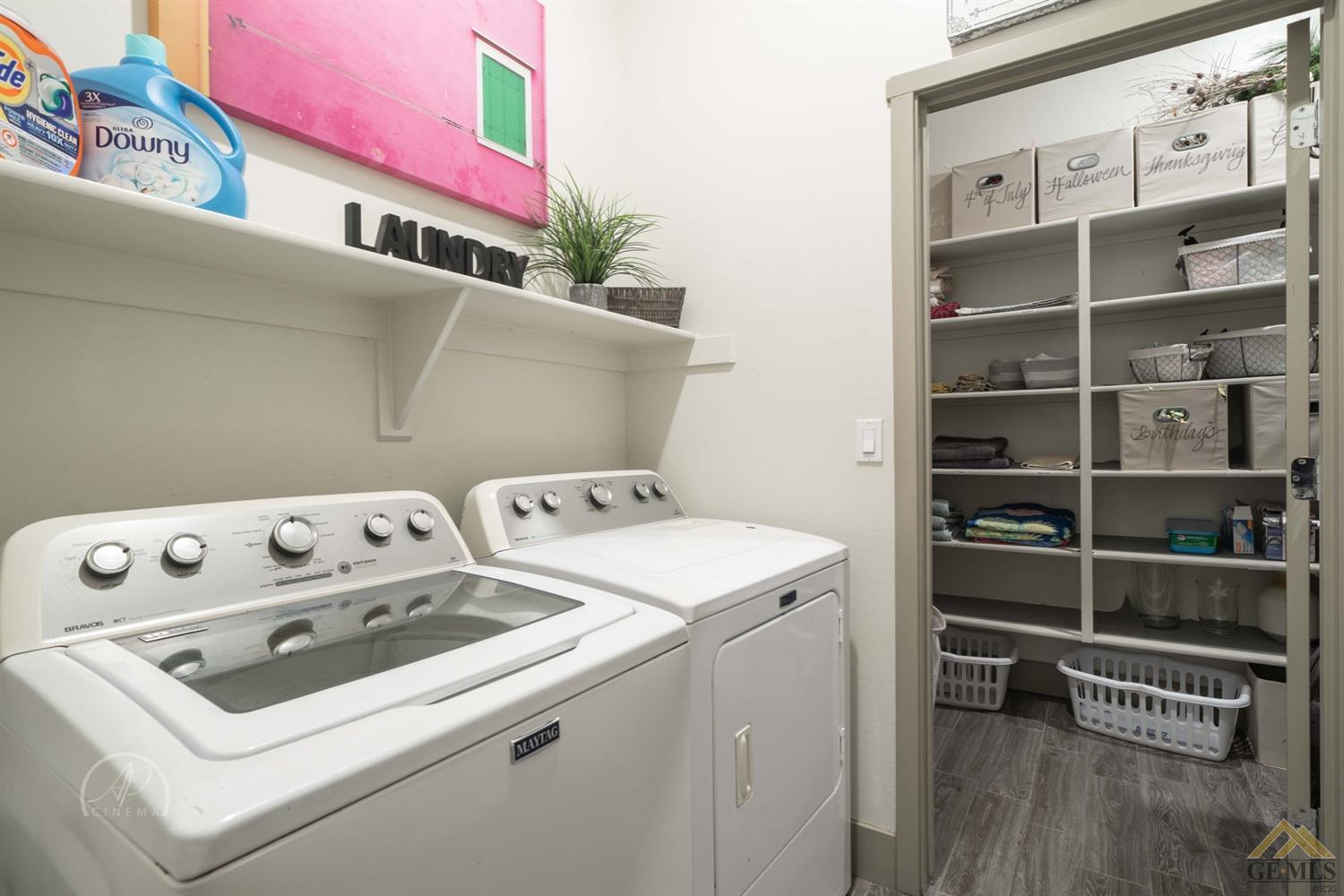 Undisclosed Address Shafter, CA 93263 - Photo 21 of 30 a utility room with dryer and washer
