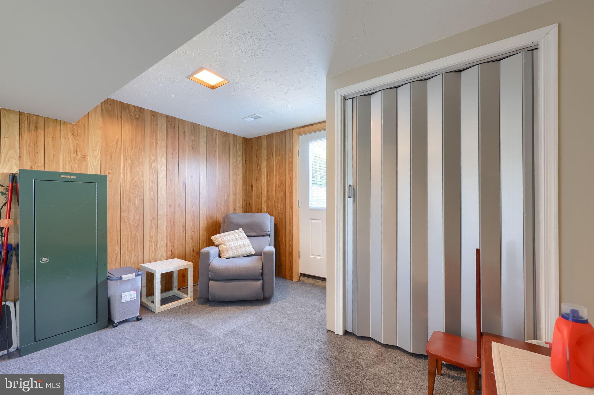 91 Buchland Road Ephrata, PA 17522 - Photo 29 of 59 Cozy corner retreat with natural light.