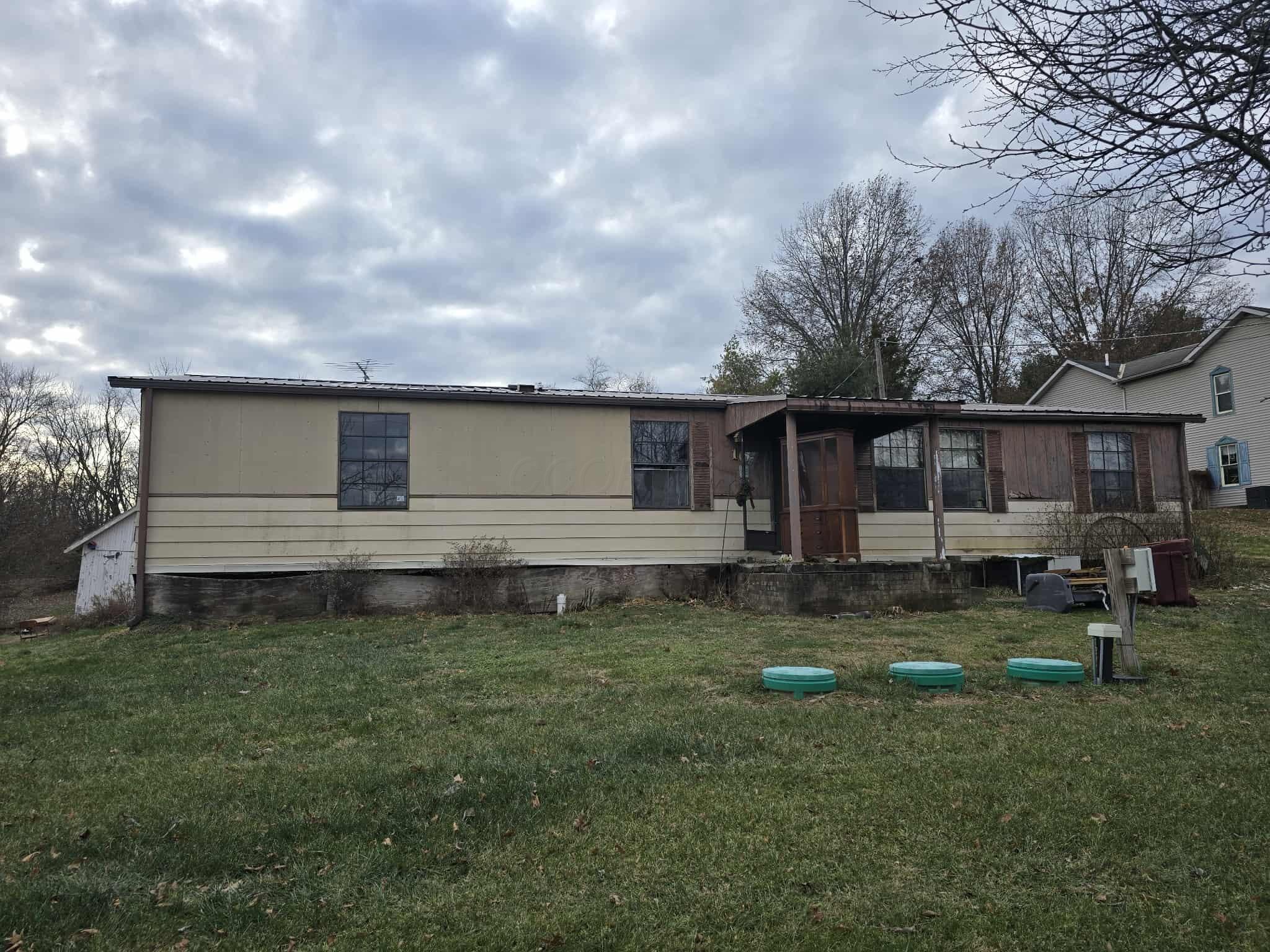 101 North Sundale Road Norwich, OH 43767 - Photo 1 of 6