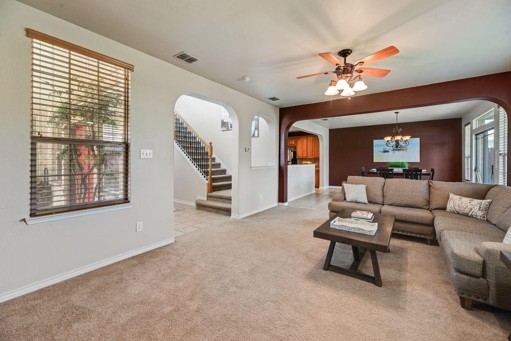 5841 Stone Mountain Road The Colony, TX 75056 - Photo 8 of 40