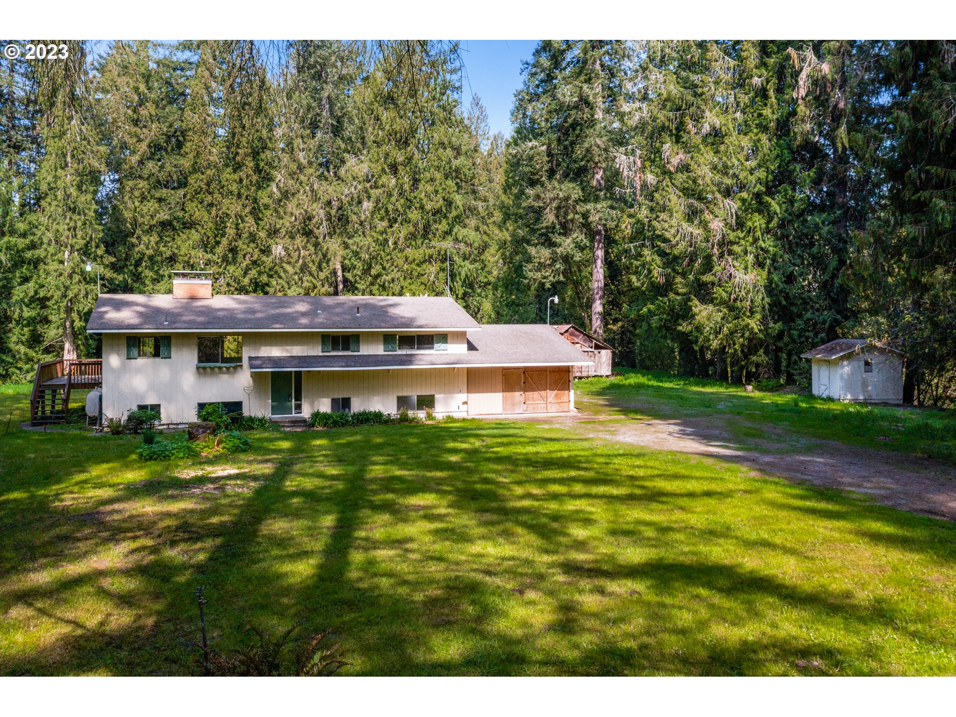 14113 South Graves Road Mulino, OR 97042 - Photo 33 of 33 a view of a house with a big yard
