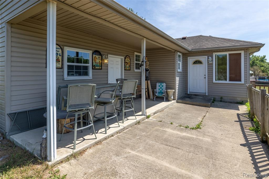 27750 Bell Road New Boston, MI 48164 - Photo 16 of 22 Gallery Image 16