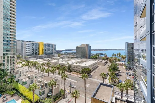 $1,248,000 | 1325 Pacific Highway, Unit 1003, San Diego, CA 92101