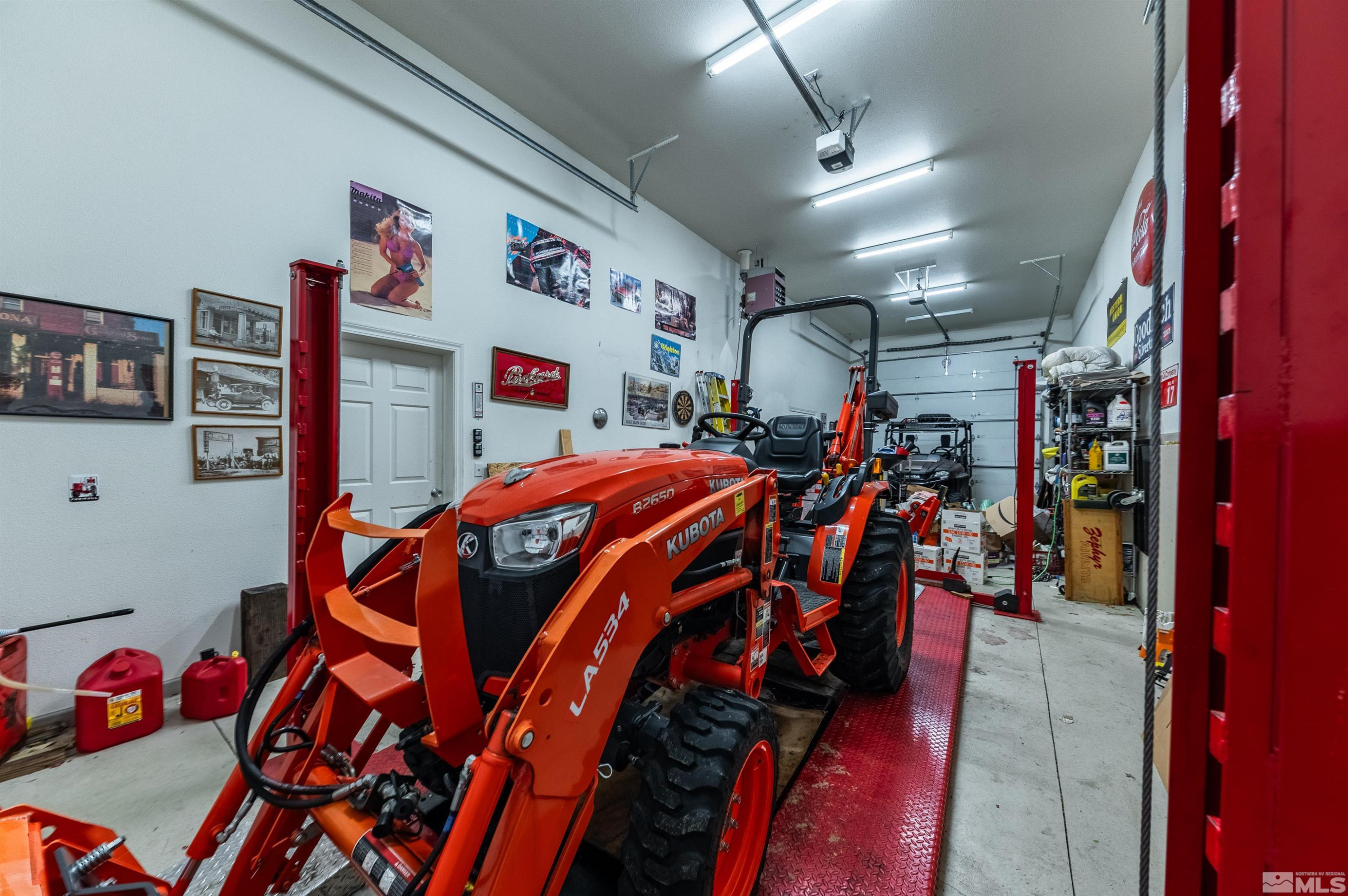 7450 Bryan Canyon Road Washoe Valley, NV 89704 - Photo 24 of 34 a view of walk in closet with clothes
