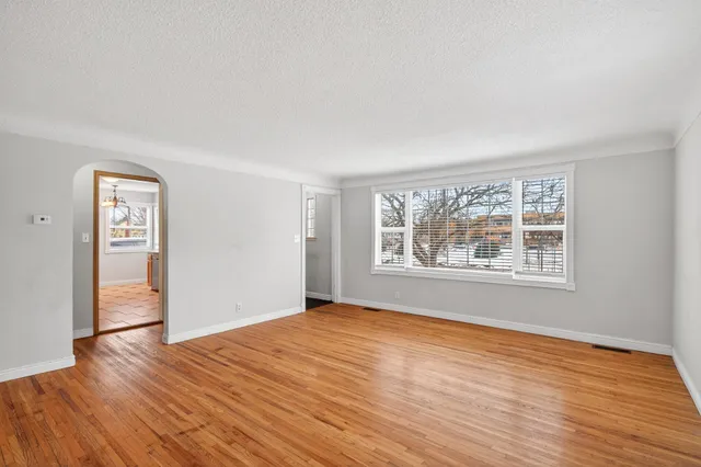 $400,000 | 2014 6th Avenue, Anoka, MN 55303