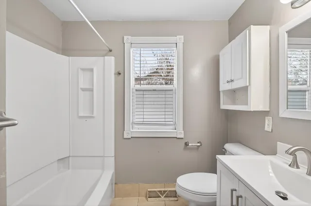 $400,000 | 2014 6th Avenue, Anoka, MN 55303