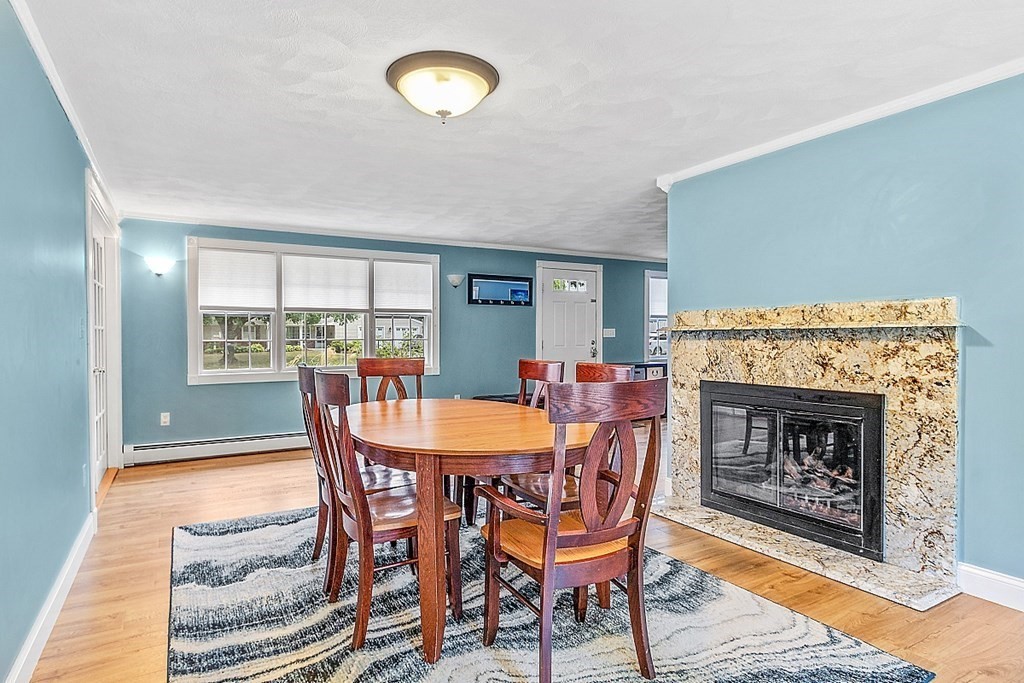 7 Iroquois Road Danvers, MA 01923 - Photo 5 of 30 Gallery Image 5