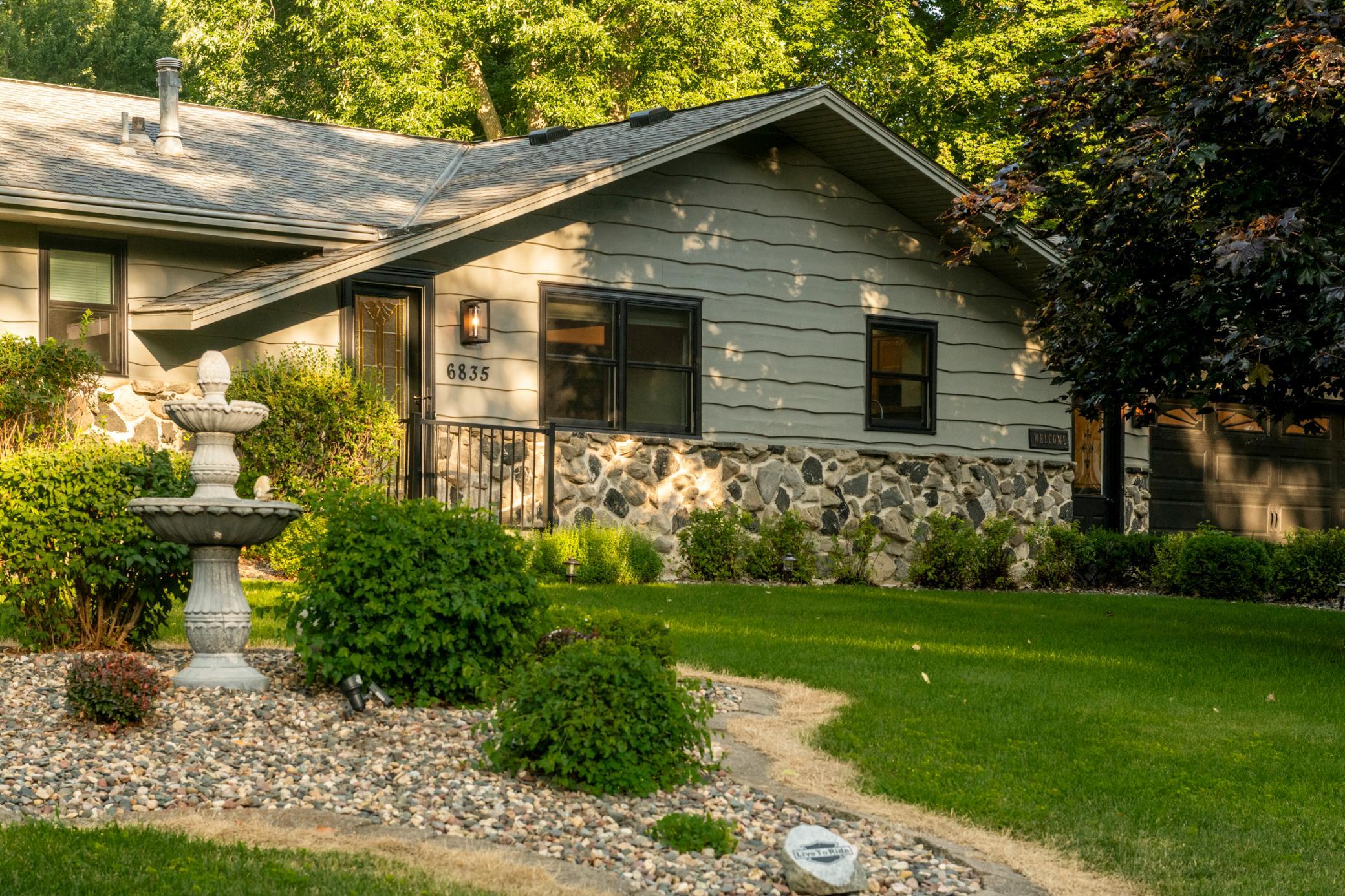 6835 Rosemary Road Eden Prairie, MN 55346 - Photo 6 of 62 Gallery Image 6
