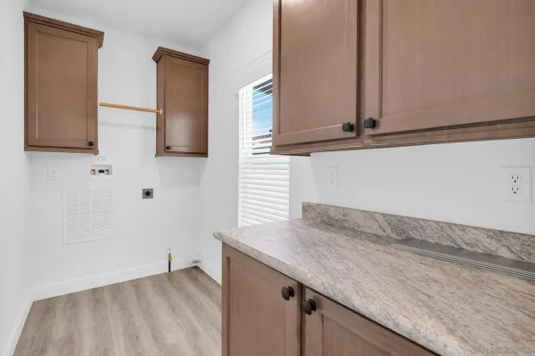 $278,500 | 1315 Pepper Drive, Unit 90, El Cajon, CA 92021