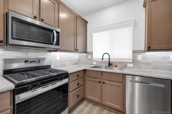 $278,500 | 1315 Pepper Drive, Unit 90, El Cajon, CA 92021