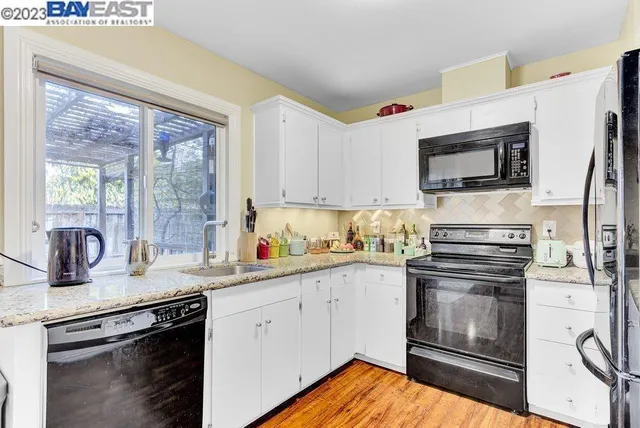 $779,900 | 748 Windward Drive, Rodeo, CA 94572