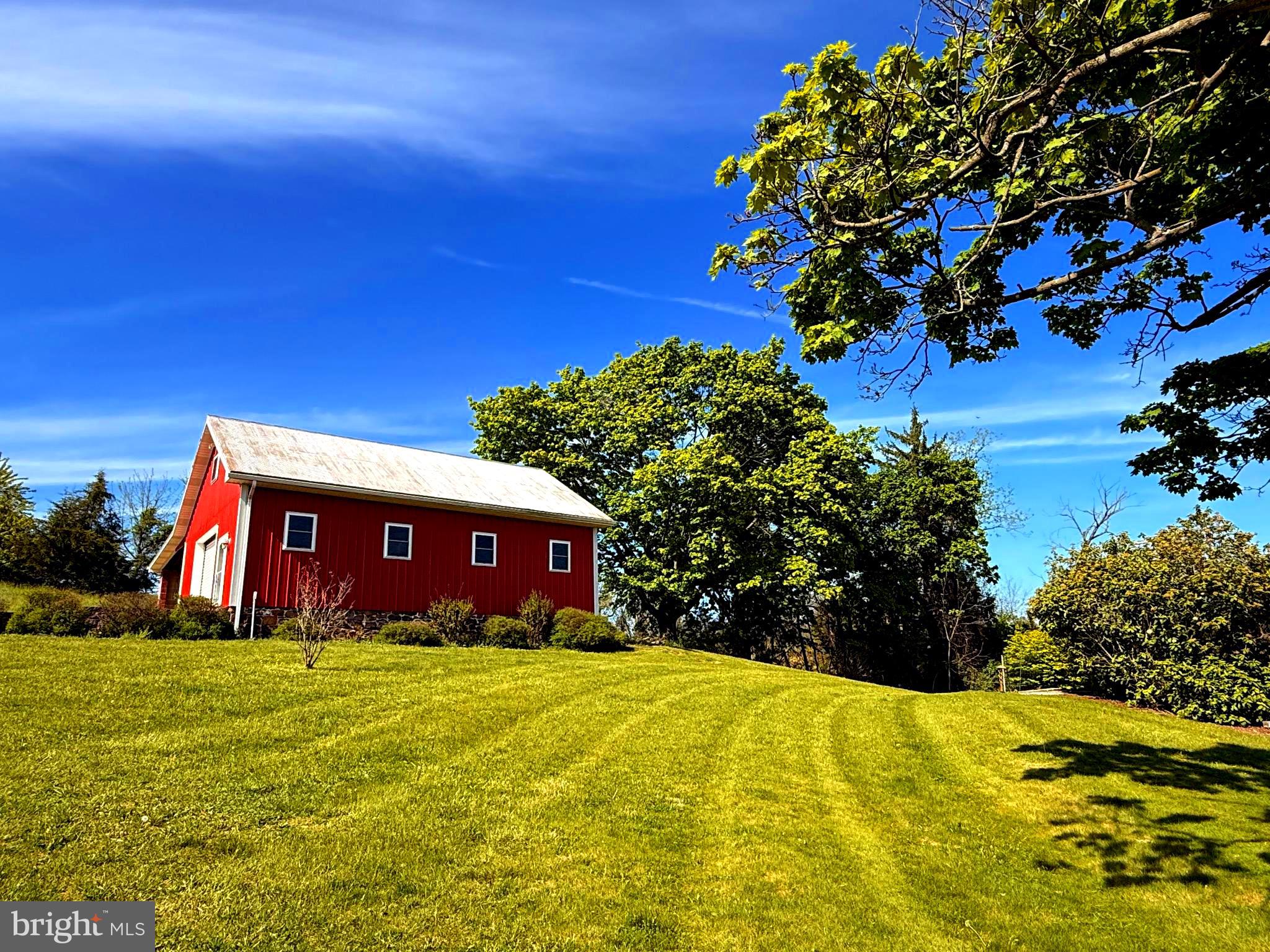 120 North Winding Road Wellsville, PA 17365 - Photo 6 of 66 Corn Crib