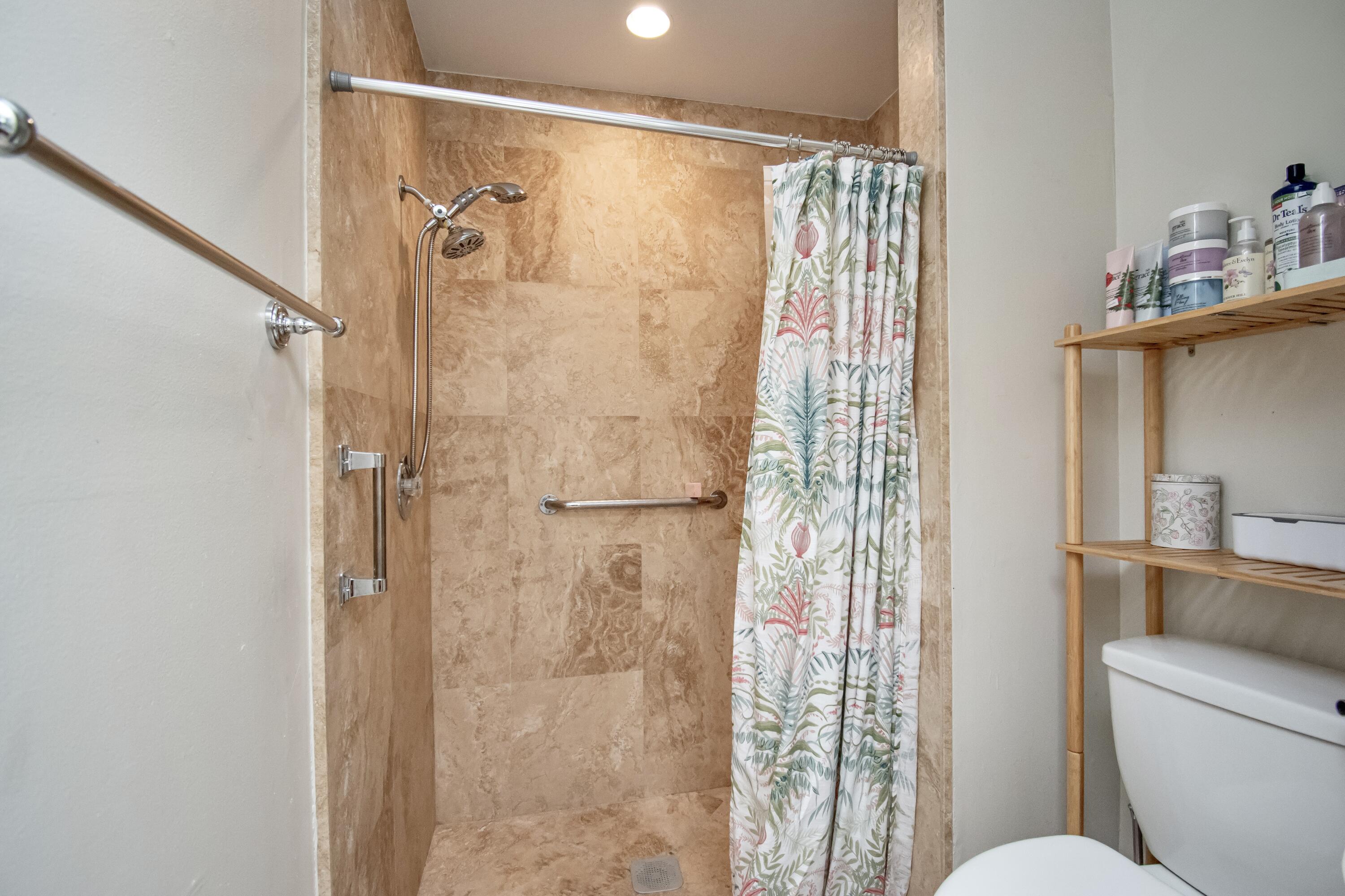 11160 Rios Road, Unit 11160 Boca Raton, FL 33498 - Photo 25 of 35 D8B7F463-356E-481F-AD23-59C833858776