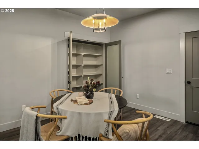 $639,900 | 7541 Lennox Lane Northeast, Keizer, OR 97303