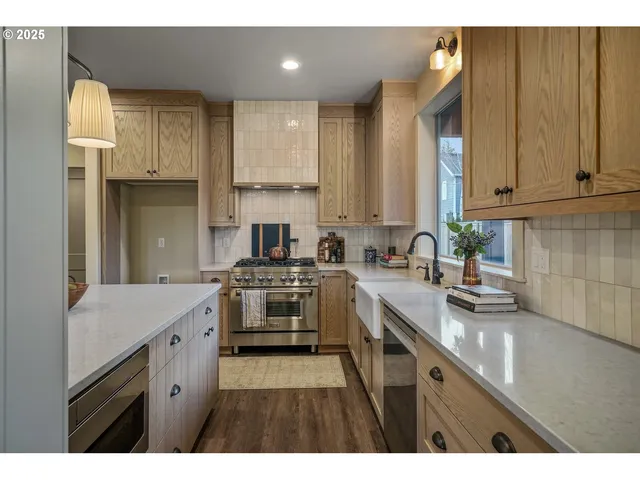 $639,900 | 7541 Lennox Lane Northeast, Keizer, OR 97303