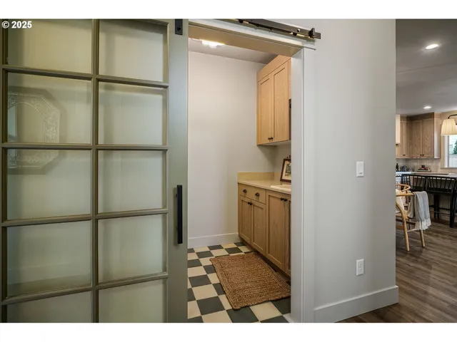 $639,900 | 7541 Lennox Lane Northeast, Keizer, OR 97303