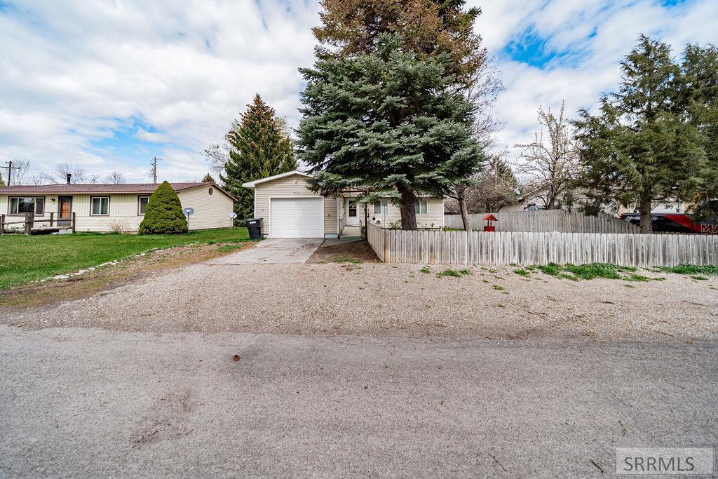 202 Adams Street Firth, ID 83236 - Photo 1 of 28 Main View