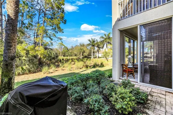 $439,000 | 895 Eastham Way, Unit M102, Naples, FL 34104