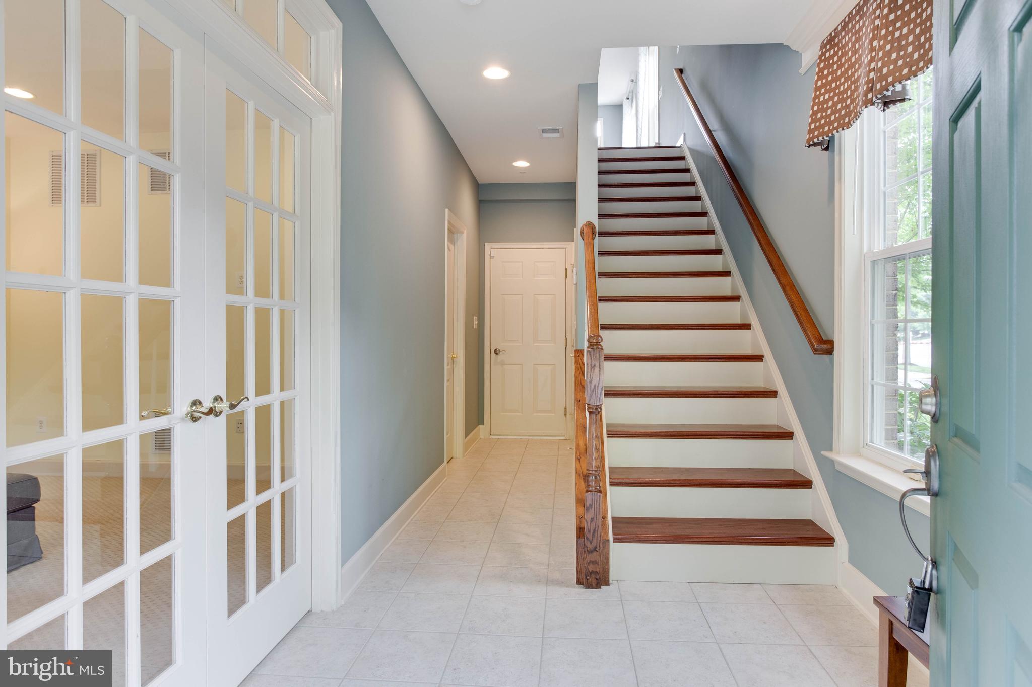 601 Spectator Avenue Landover, MD 20785 - Photo 5 of 56