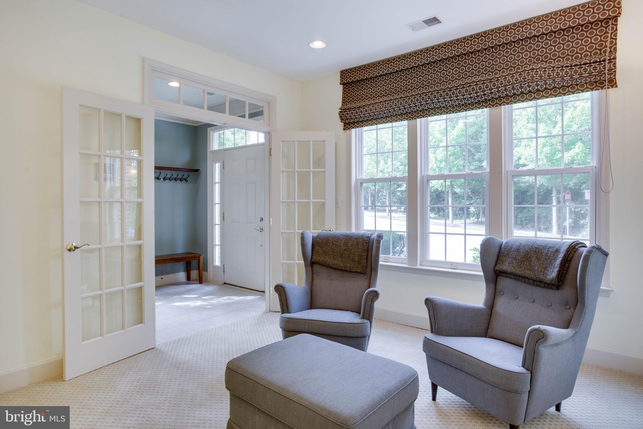 601 Spectator Avenue Landover, MD 20785 - Photo 9 of 56