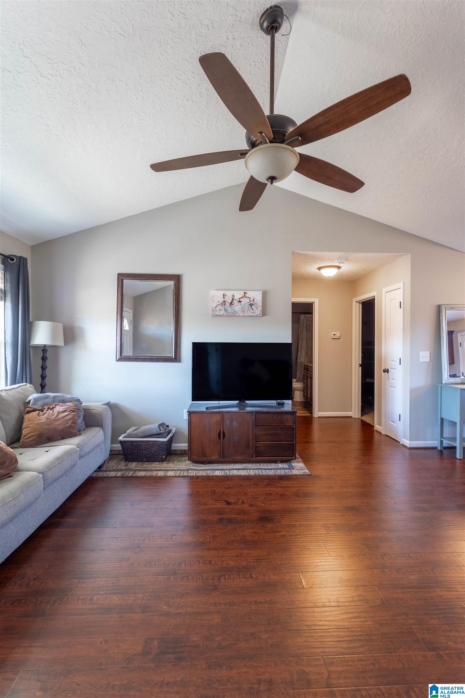 406 Bailey Road Weaver, AL 36277 - Photo 8 of 28