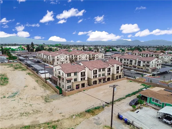 $100,000 | 0 Acacia, Rialto, CA 92376