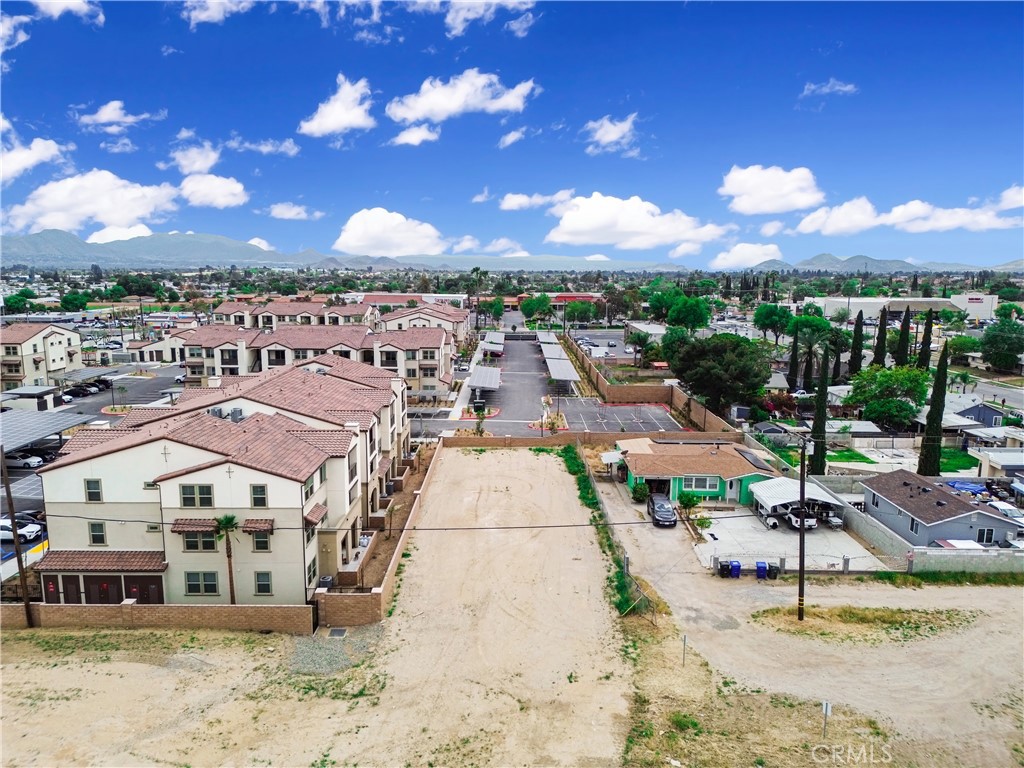 0 Acacia Rialto, CA 92376 - Photo 2 of 10