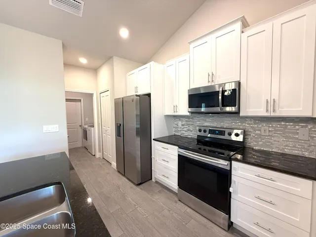 $2,000 | 239 Brickell Street Southeast, Palm Bay, FL 32909