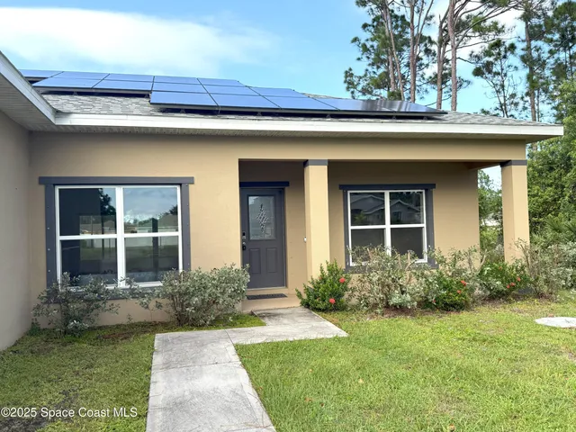 $2,000 | 239 Brickell Street Southeast, Palm Bay, FL 32909