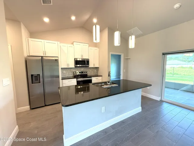 $2,000 | 239 Brickell Street Southeast, Palm Bay, FL 32909