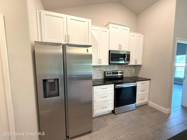 $2,000 | 239 Brickell Street Southeast, Palm Bay, FL 32909