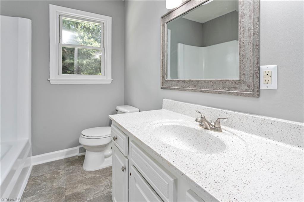 2914 Tyro Road Lexington, NC 27295 - Photo 18 of 25