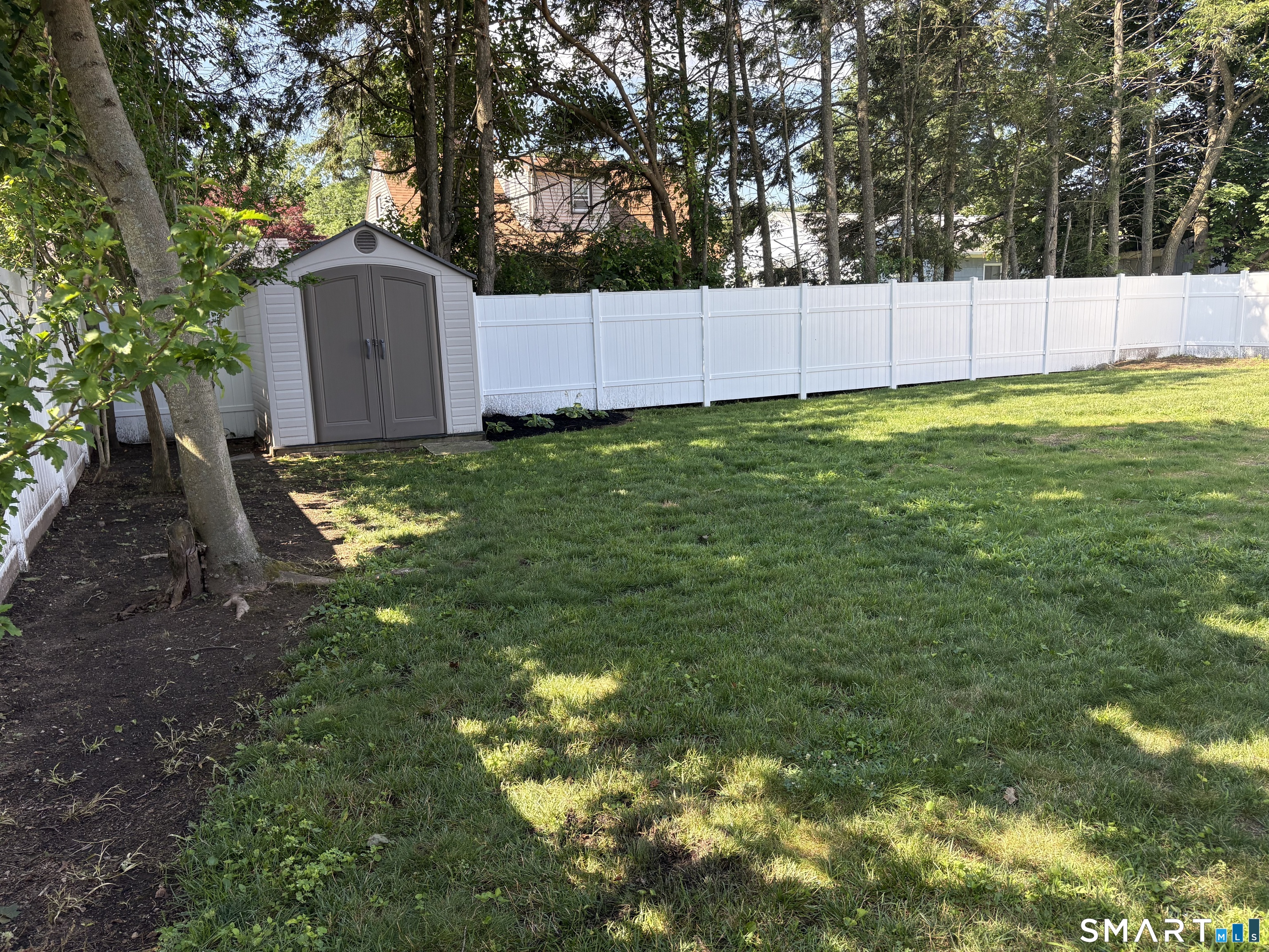 32 Plum Tree Road Plainville, CT 06062 - Photo 17 of 19
