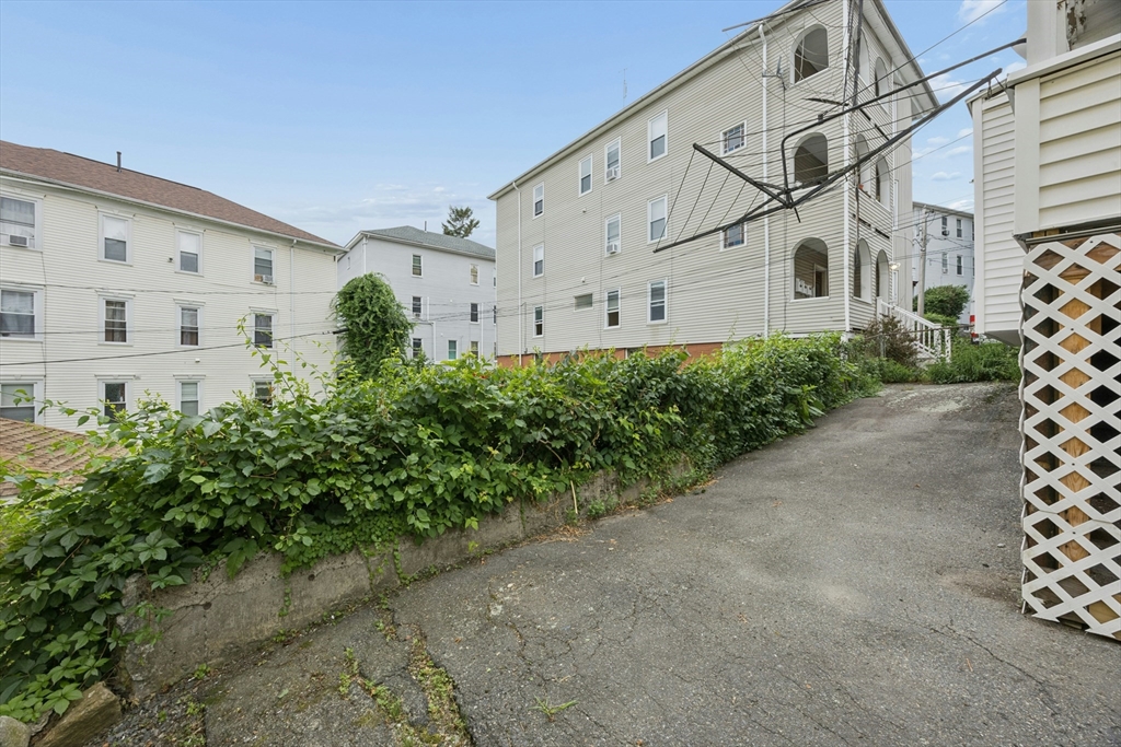 188 Vernon Street Worcester, MA 01607 - Photo 42 of 42
