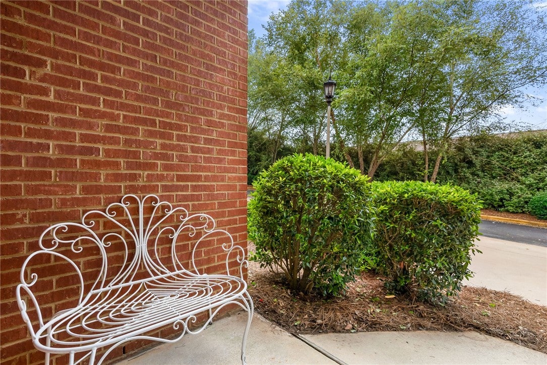 1245 North Dean Road Auburn, AL 36830 - Photo 17 of 18 Gallery Image 17