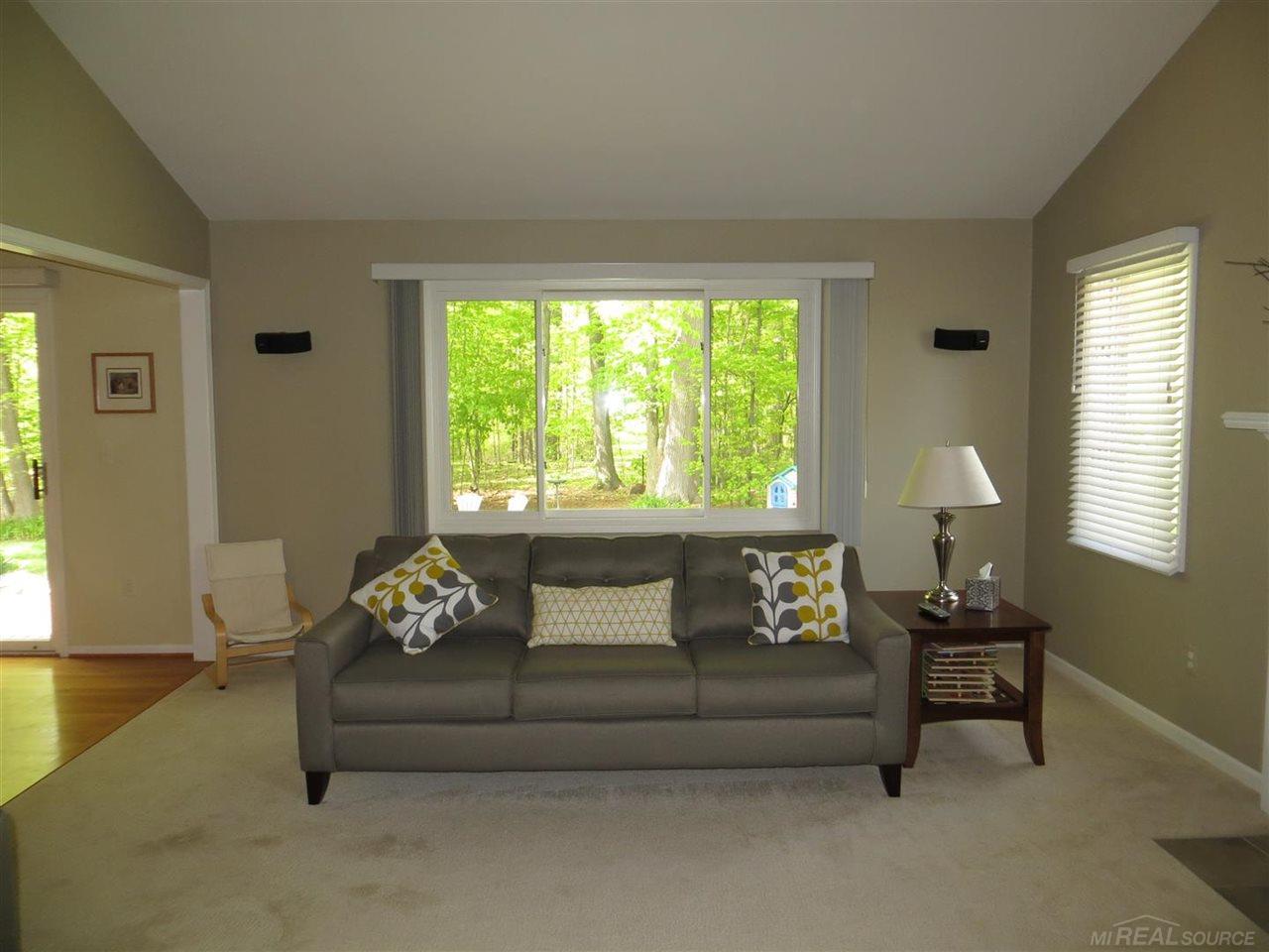 3493 Cascade Circle Rochester, MI 48307 - Photo 12 of 30 31243274-11.JPG