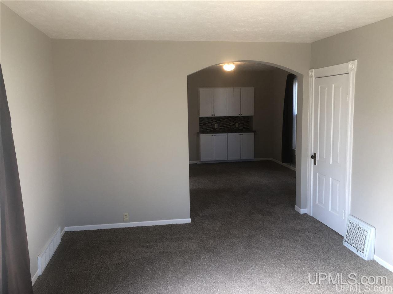 416 Bank Ishpeming, MI 49849 - Photo 15 of 22 Gallery Image 15