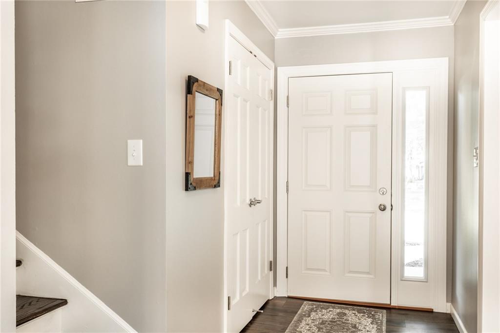 7727 Dean Road Indianapolis, IN 46240 - Photo 3 of 47