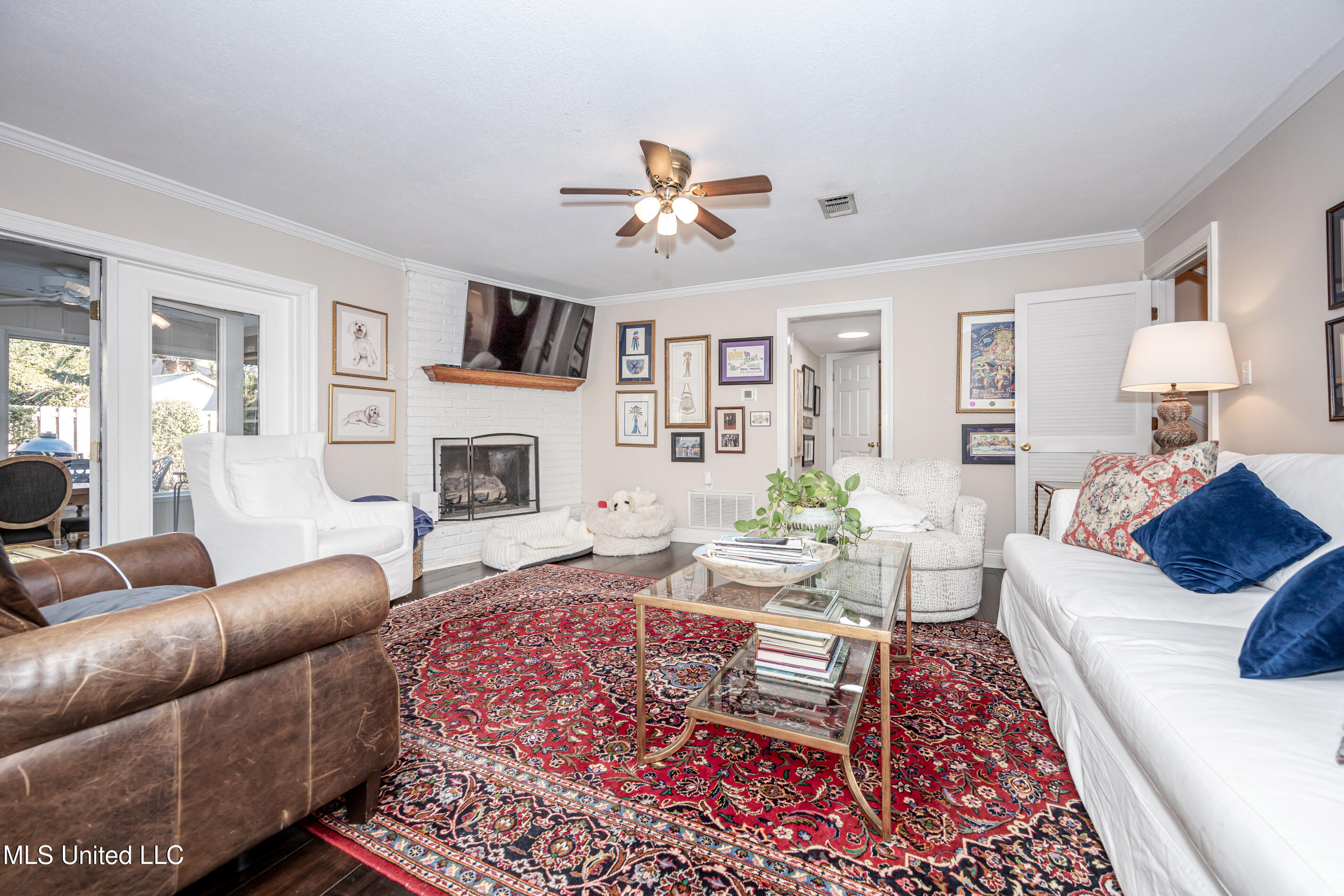 910 Warren Street Pascagoula, MS 39567 - Photo 13 of 52 IMG_4063