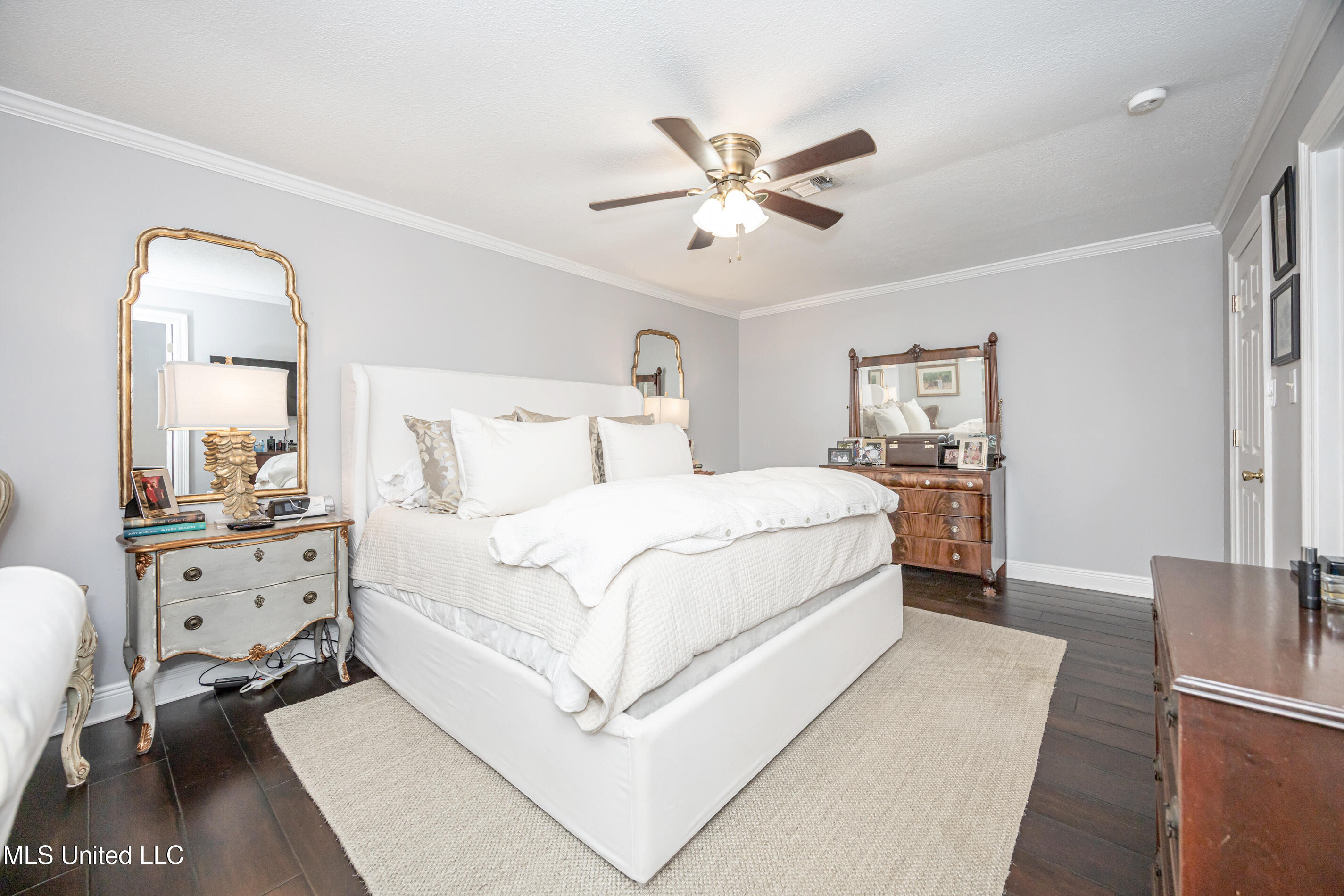 910 Warren Street Pascagoula, MS 39567 - Photo 30 of 52 IMG_4079