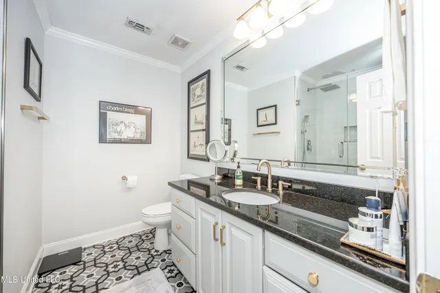 $359,900 | 910 Warren Street, Pascagoula, MS 39567