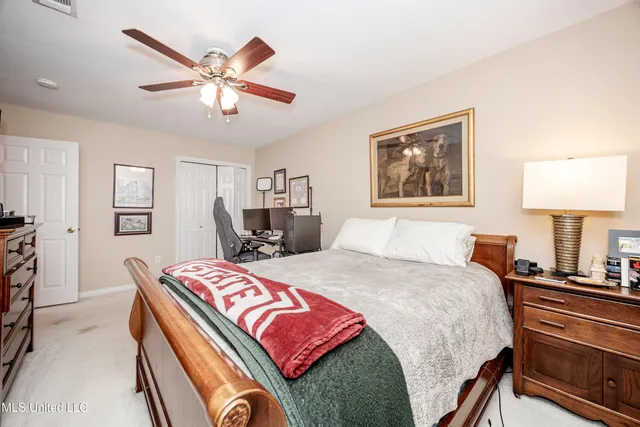 $359,900 | 910 Warren Street, Pascagoula, MS 39567