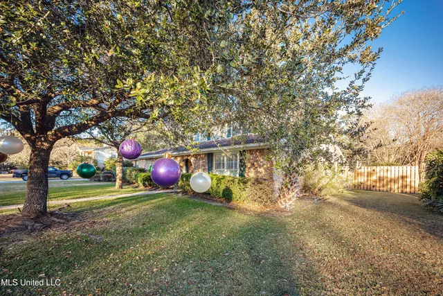 $359,900 | 910 Warren Street, Pascagoula, MS 39567