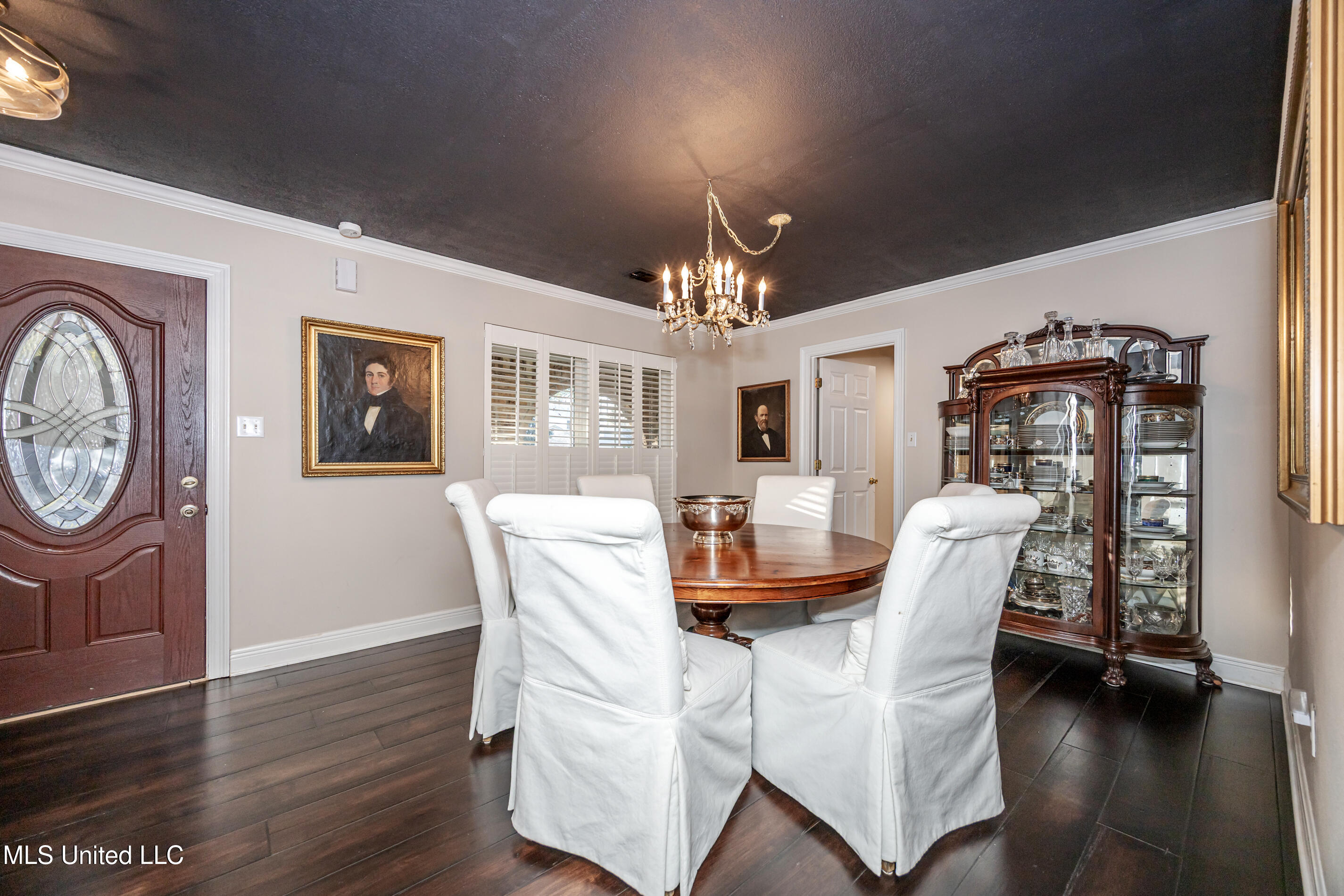 910 Warren Street Pascagoula, MS 39567 - Photo 6 of 52 IMG_4054